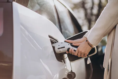 The Benefits of Electric Car Chargers at Home